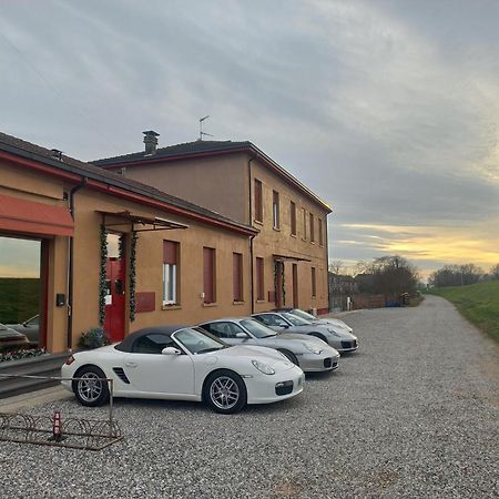 Bed and Breakfast Le Maginot Relais Castelvetro Piacentino Exterior foto