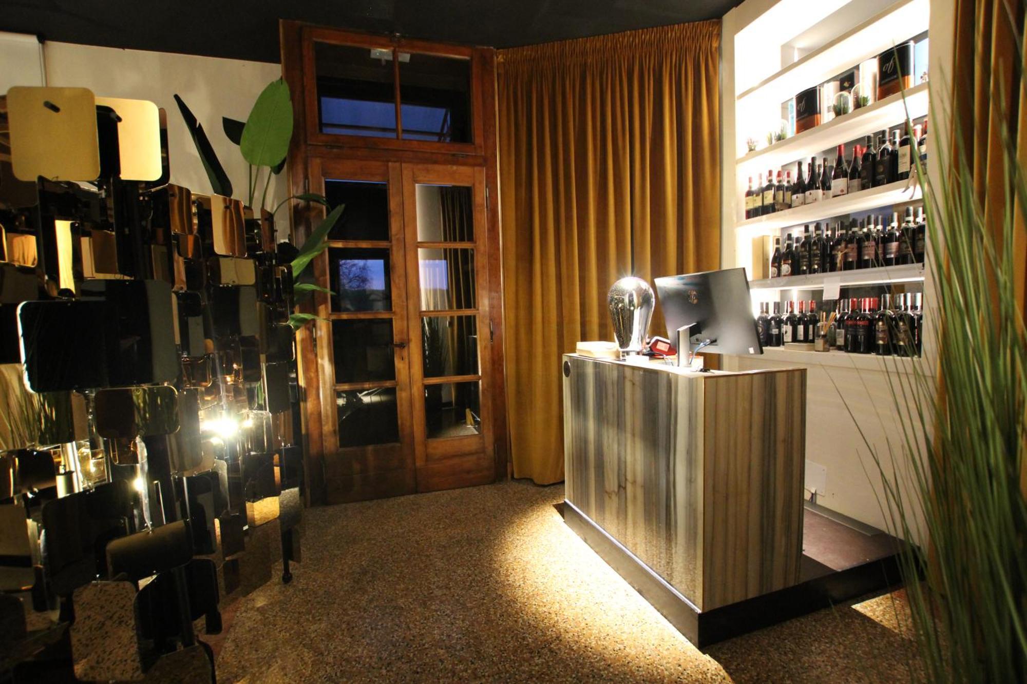 Bed and Breakfast Le Maginot Relais Castelvetro Piacentino Exterior foto